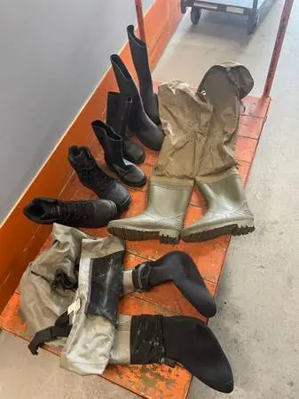 Assortment of fishing waders & hip boots