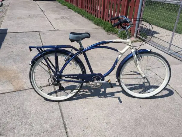 Schwinn 7-speed beach bike