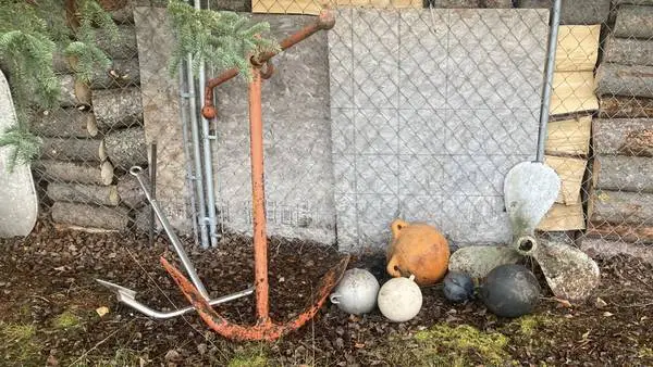 Yard Decor. Large Anchors, Prop, Buoys