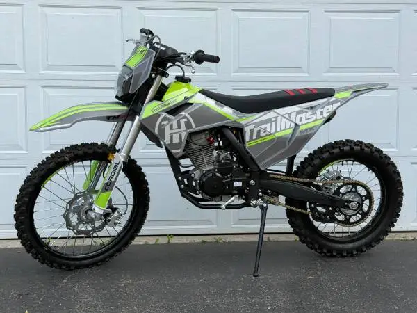 TrailMaster MX 250cc Dirt Bike