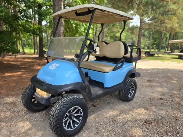 Lifted Club Car Precedent Gas Golf Cart