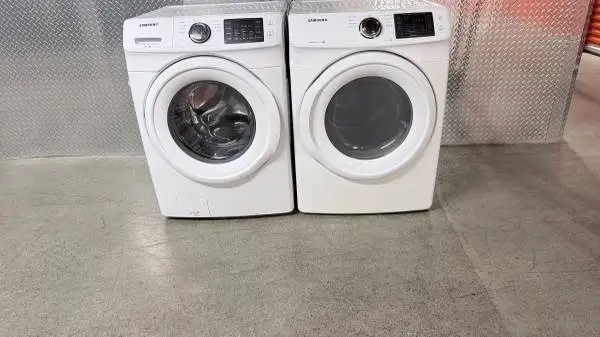 SAMSUNG WASHER AND ELECTRIC DRYER SET