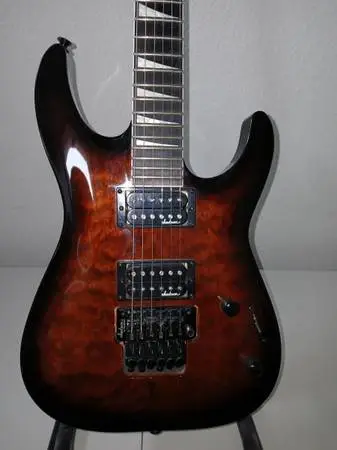 Jackson JS32Q Dinky