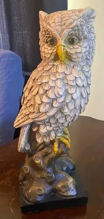 Owl Jaru Statue 1974