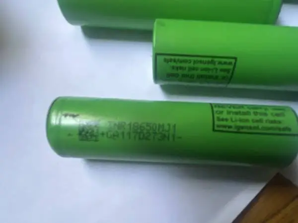 4 LG INR 18650 MJ1 3500mAh Battery / Batteries