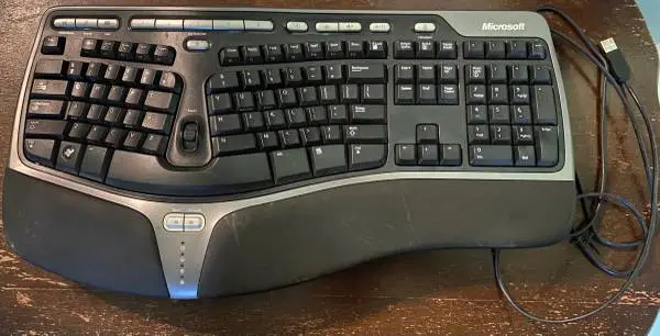 Natural Ergonomic Keyboard 4000