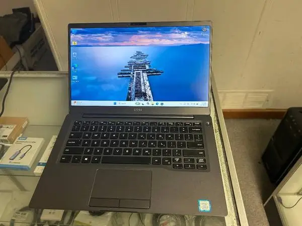 *CRS* Win11 i5, 8th gen, 16GB ram, 256gb SSD, C-Cards OK, 30day warrty