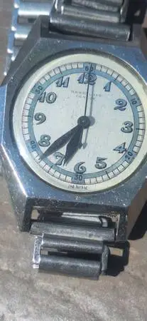 Henry Capt Geneva Watch