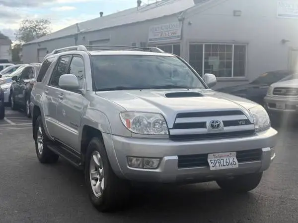 2005 4 RUNNER V8 , 4X4 , SPORT EDITION , EXTRA CLEAN!
