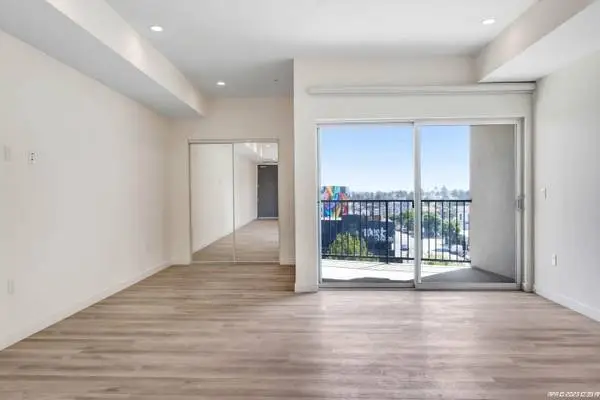 Brand New STUDIO Close to DTLA ^ Spring Special ^ Washer and Dryer