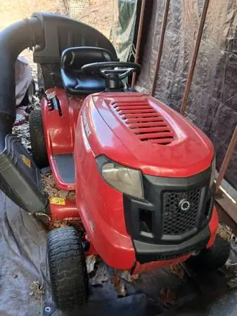 Tuned***! Troy built riding lawn mower lawnmower grass bagger tractor