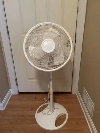 Galaxy pedestal fan adjustable height 18”D