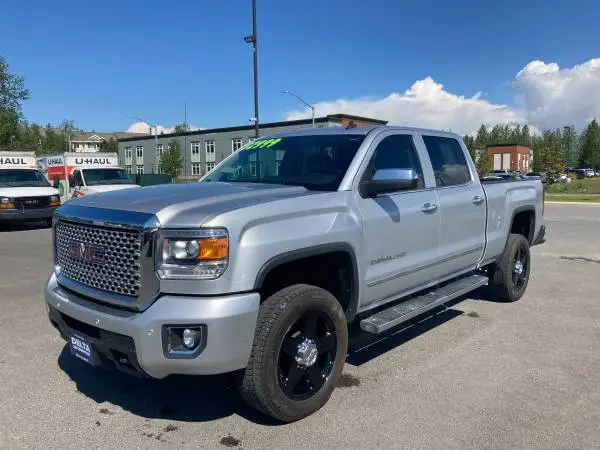 2015 GMC Sierra Denali 2500HD Crew Cab 4x4