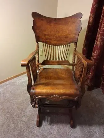 Beautiful Antique Glide Rocking Chair
