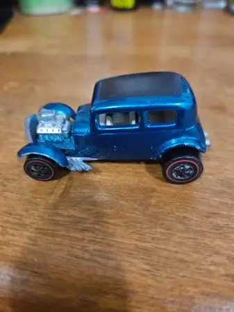Redline 32 Ford Vicky