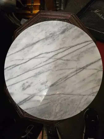 MARBLE 15ROUND BIANCO CARRARA TOP