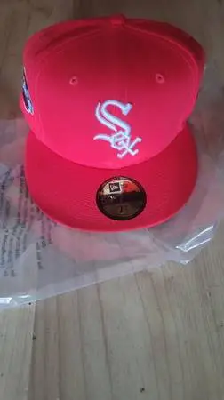 CHICAGO WHITE SOX 2005 WS LAVA RED ICY BRIM NEW ERA Hat size 7 1/2