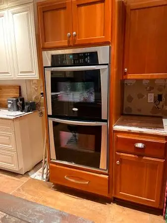 Whirlpool 30” Double Wall Oven