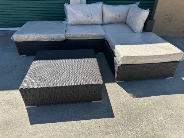 New 5pc outdoor patio furniture set sunbrella