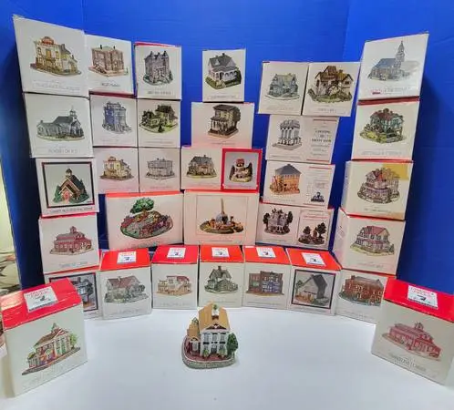 Vintage Liberty Falls Americana Collection Village Houses