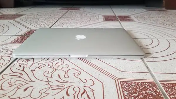 13 APPLE MACBOOK PRO CORE i5