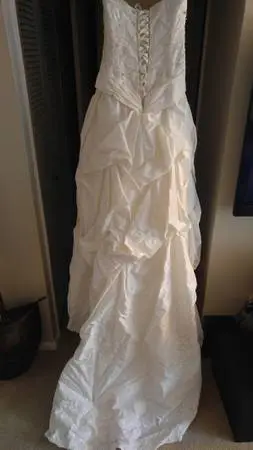 WEDDING DRESS USED ONCE AND BEAUTIFUL! PAID $850, MAKE OFFER! EX COND.