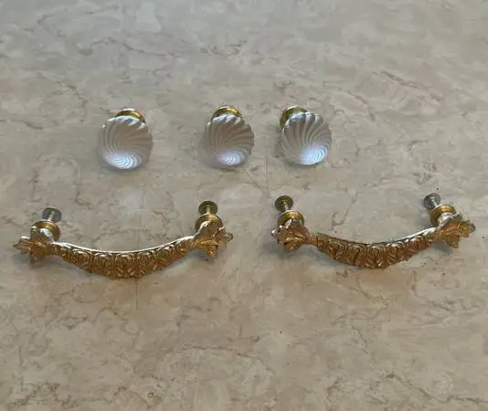 2 Orange Antique Gold Drawer Pulls And 3 Round Frosted Crystal Knobs