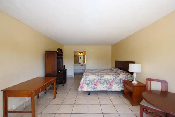 Affordable Monthly Rooms – Utilities & Cable Included – $35-$45 Deposi