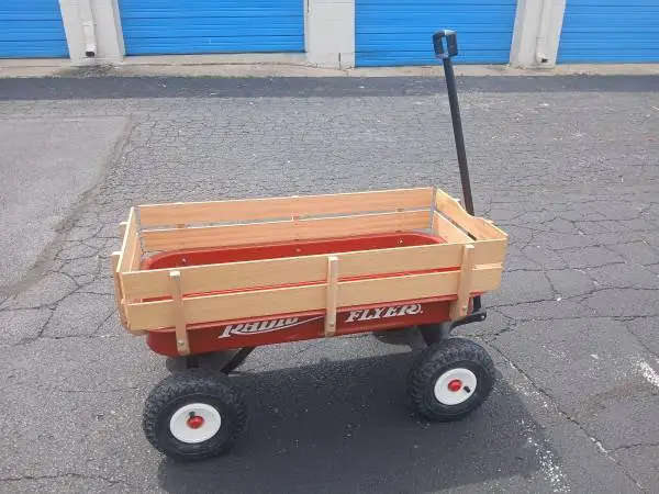 Brand New Radio Flyer Woody Wagon/Full Size