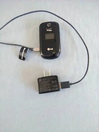 Verizon LG flip phone