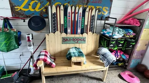 Ski Bench - solid 2X4 made holds 750Ibs!