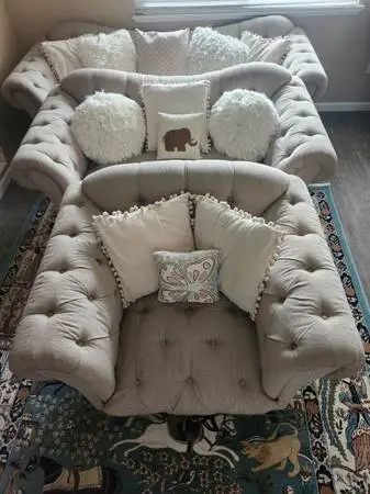 *Brand New 3 Pieces Living Room Furniture*