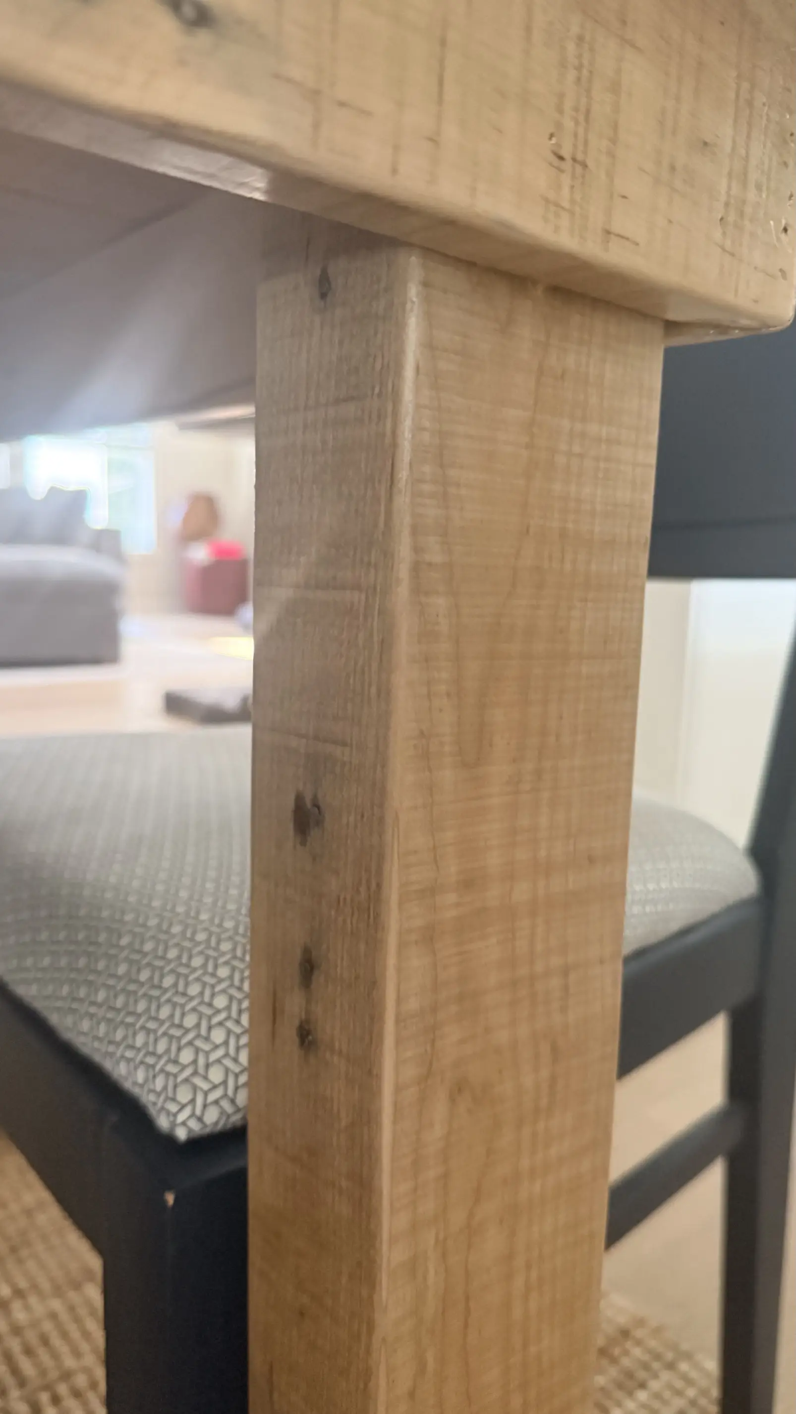 dining table — thumbnail 4