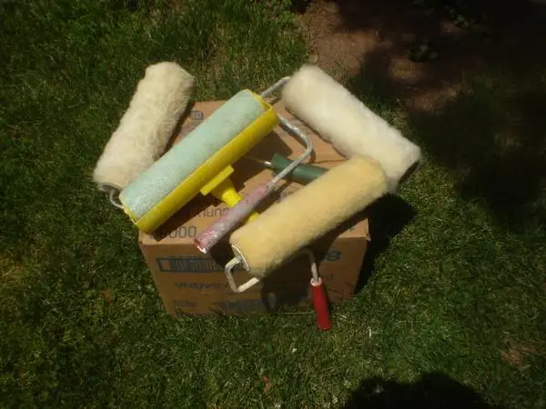 paint rollers lot of 4 new rollers  see 1000s of items we have 4 sale