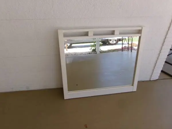 WHITE WOOD & FORMICA*HANGING WALL*LIKE NEW