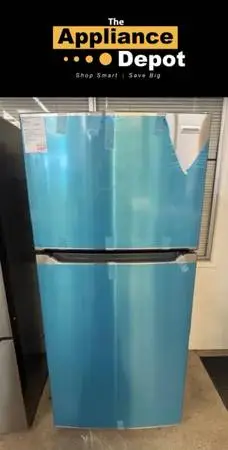 New Frigidaire Top Mount Refrigerator