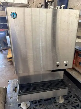 Ice and water dispenser