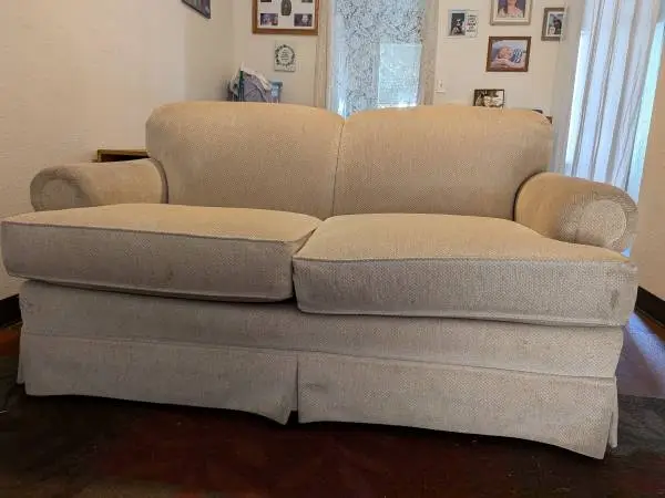 LOVESEAT 2 person sofa couch