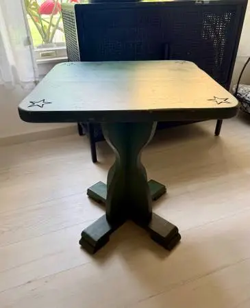 20”x 20”x22”Tall Side Table