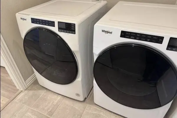 Whirlpool Washer & Dryer