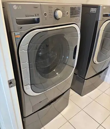 LG Washer & Dryer