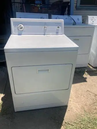 Kenmore GAS dryer ( heavy duty super capacity)