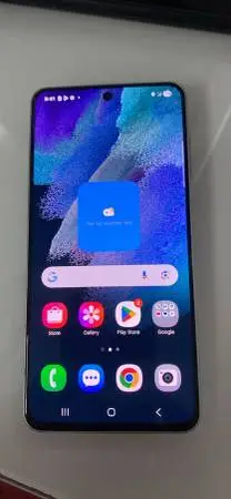 Samsung Galaxy S21 fe  5G (UNLOCKED )