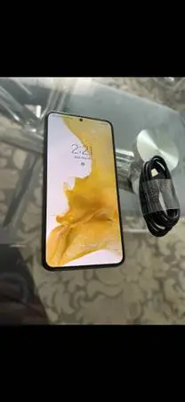 Unlocked  samsung galaxy S22 5G 128GB