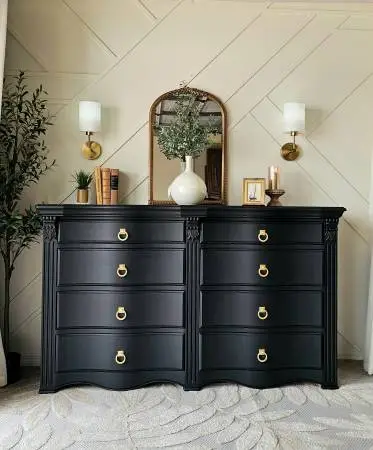 STUNNING Black Beauty Tall 8 Drawers Dresser