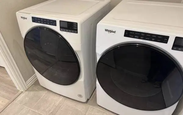 Whirlpool Washer & Dryer Set