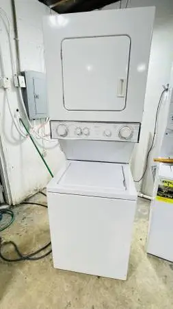 Washer and dryer 24”