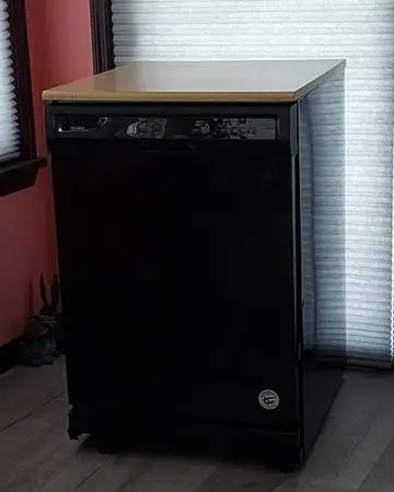 Portable Dishwasher - Whirlpool