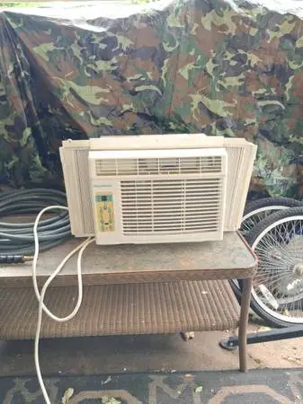 Window Air Conditioner