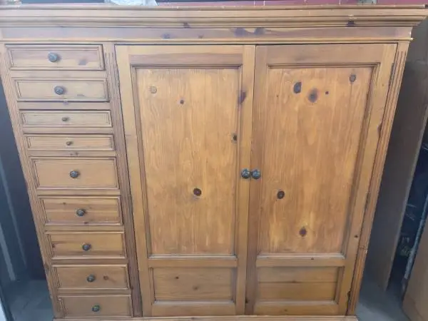 Ethan allen , solid pine farmhouse collection , armoire media center
